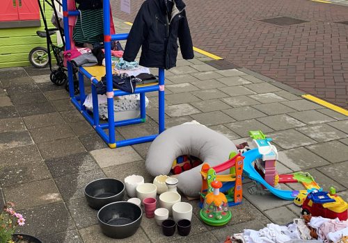 Rommelroute-Arnemuiden-juni-rommermarkt-spullen-uitzoeken-gezelligheid